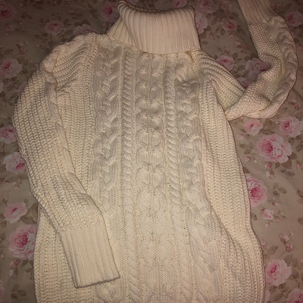 Gap Turtleneck
